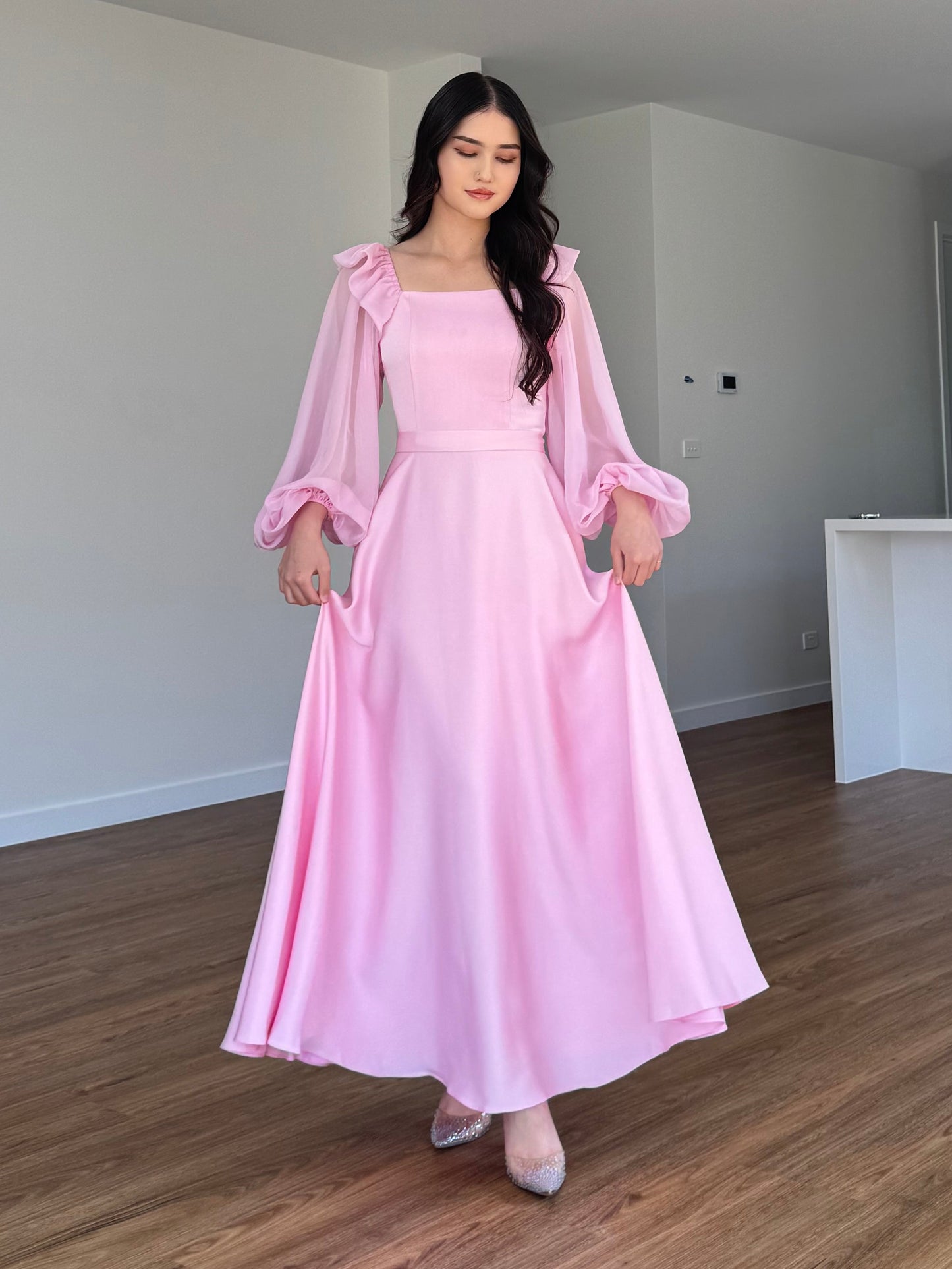 Ruffle Shoulder Detail Dress