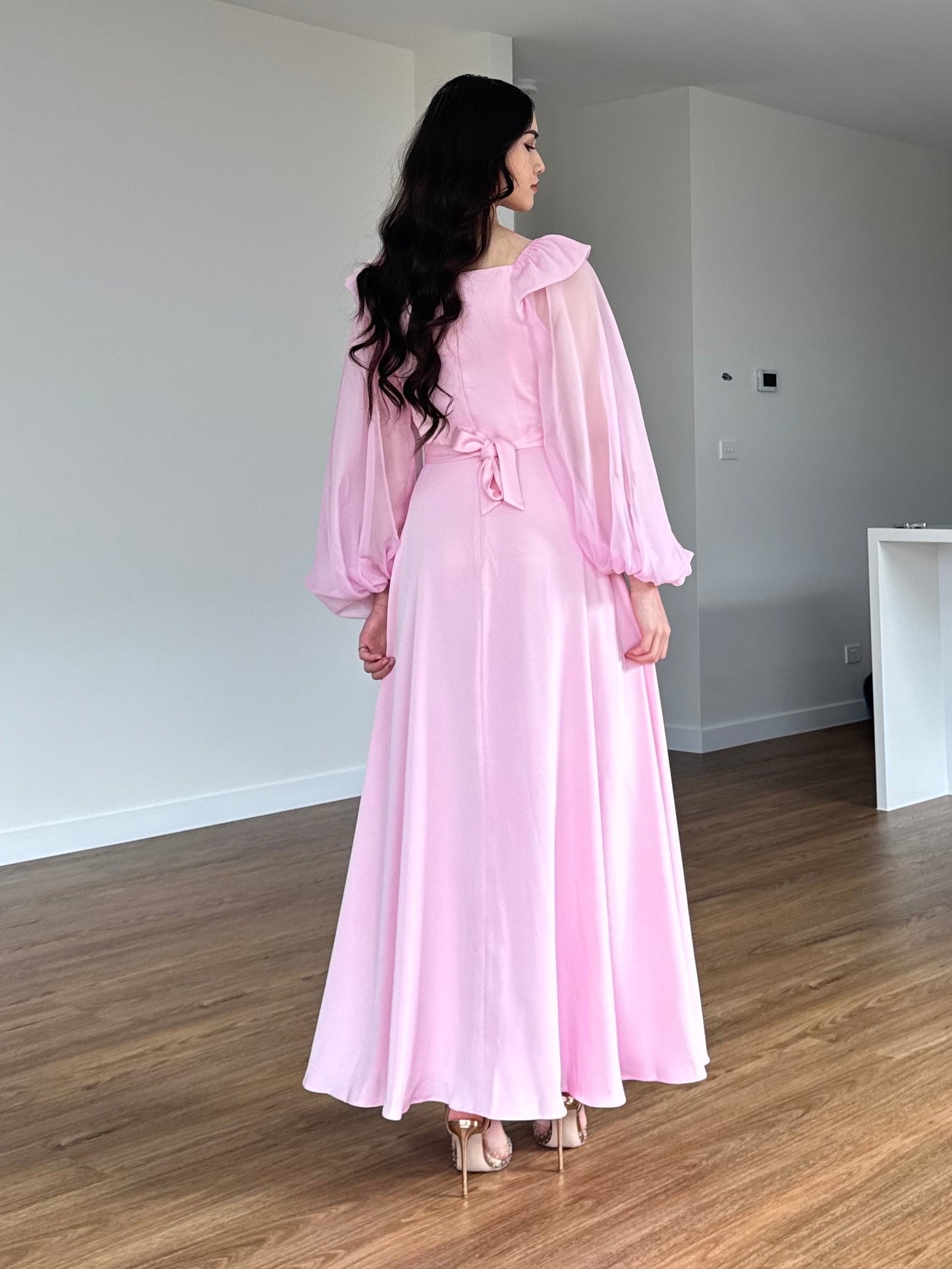 Ruffle Shoulder Detail Dress