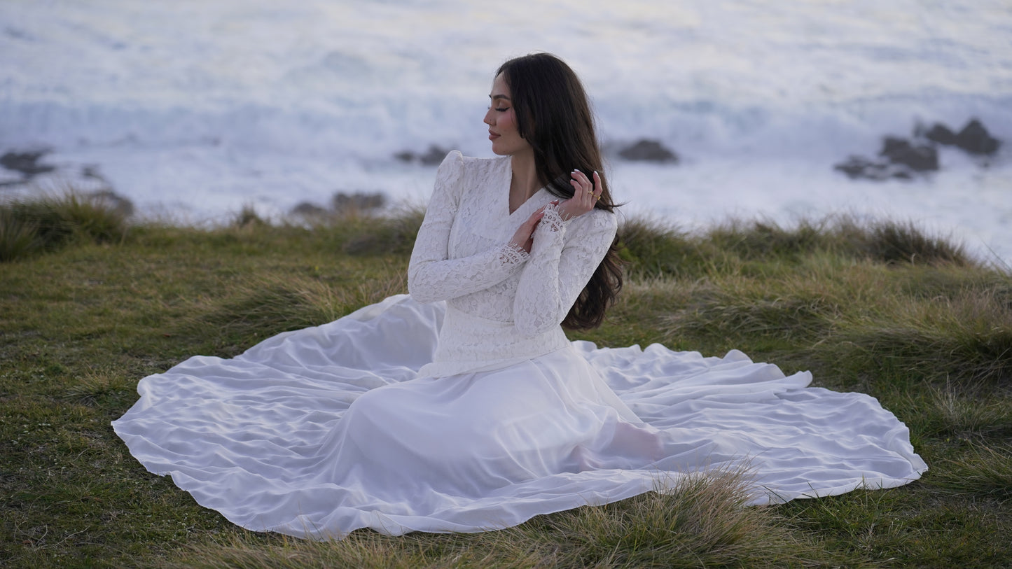 Asymmetrical Waist Lace Dress