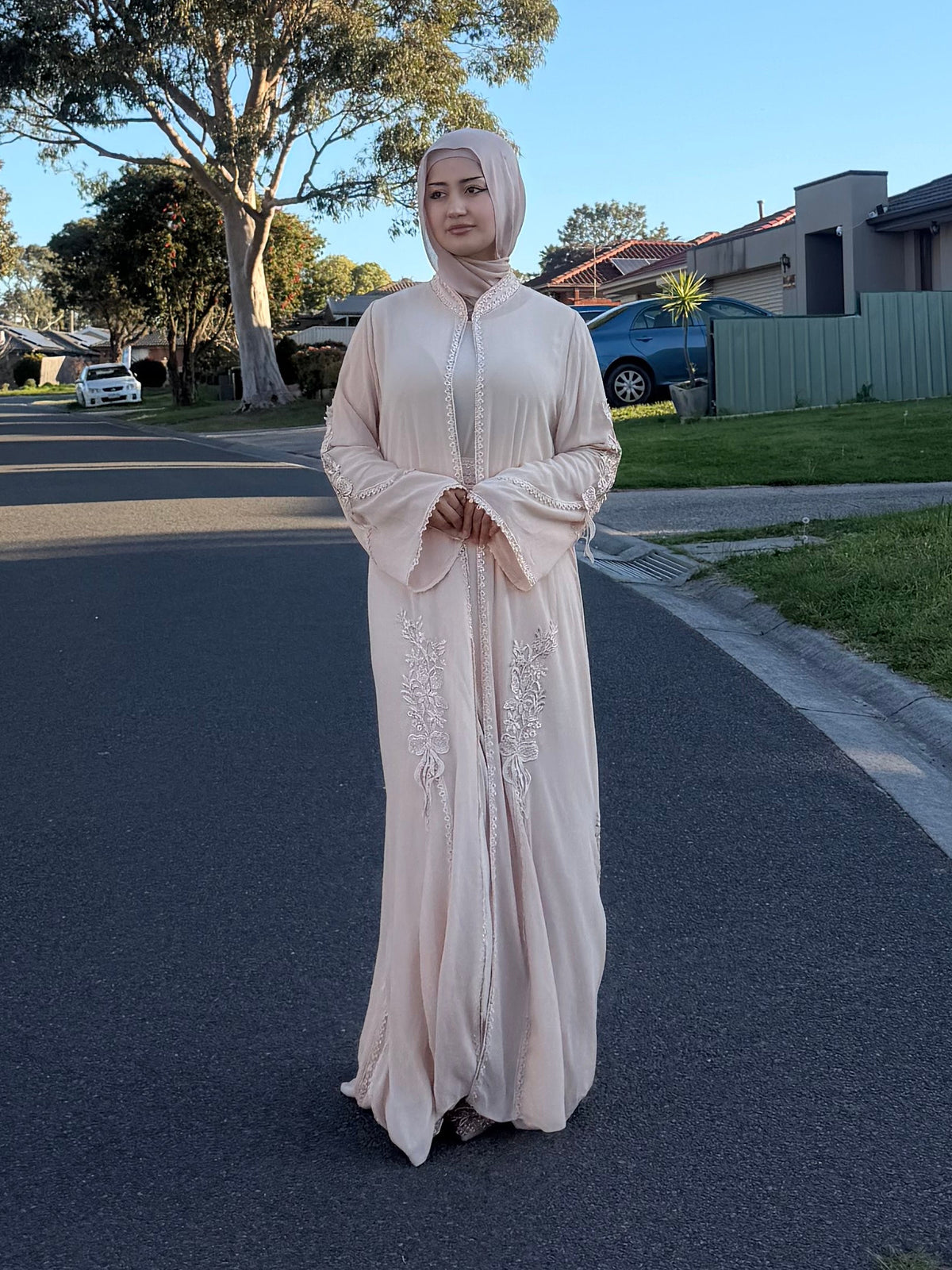 Champagne Embroidered
Abaya