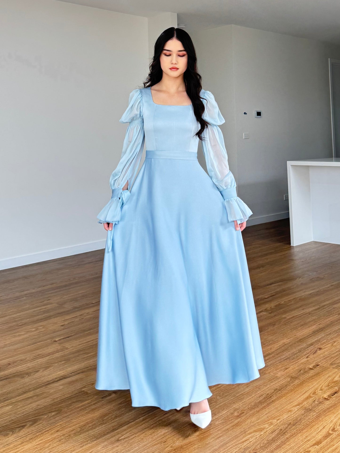 Puff Sleeve Square Neck Dress