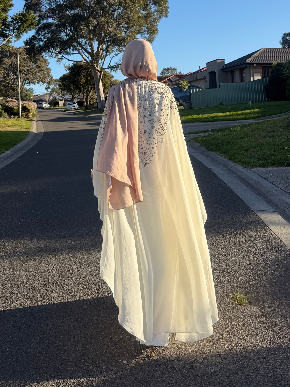 Ivory Embellished Cape
Kaftan